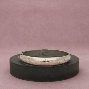 sterling silver vintage etched bangle bracelet size 7.25in